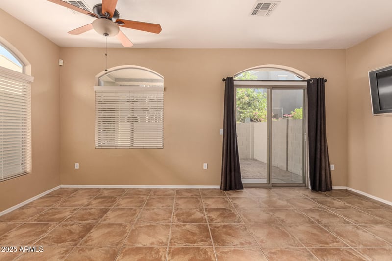 2401 Rio Salado Pw #1101, Tempe, AZ 85288