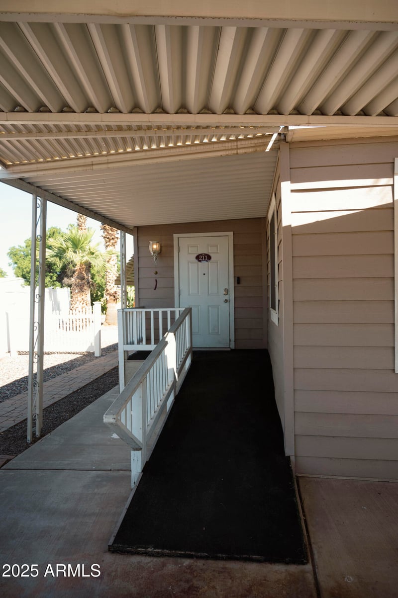 2401 Southern Ave #211, Tempe, AZ 85282