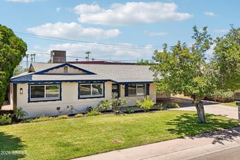 2401 Echo Ln, Phoenix, AZ 85021