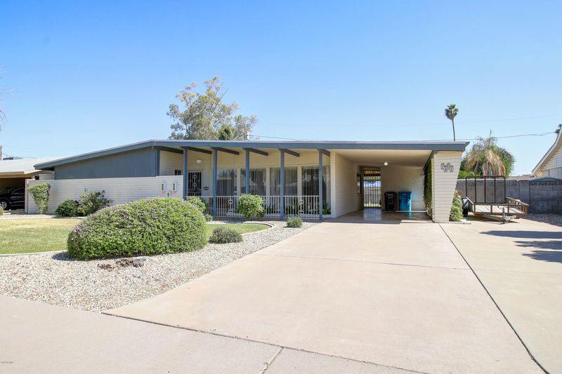 2401 W Saint John Rd, Phoenix, AZ 85023
