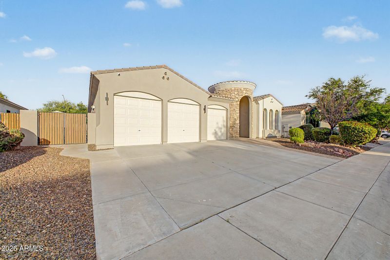 24011 N 24th Pl, Phoenix, AZ 85024