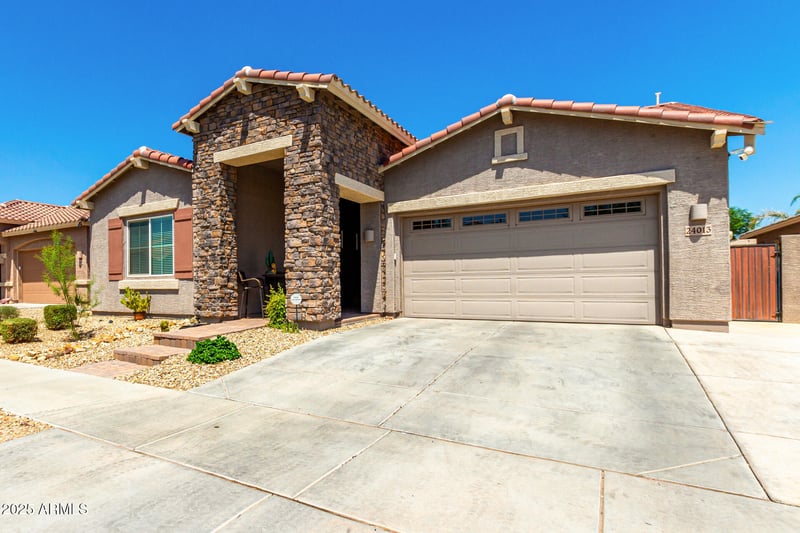 24013 165th Ave, Surprise, AZ 85387