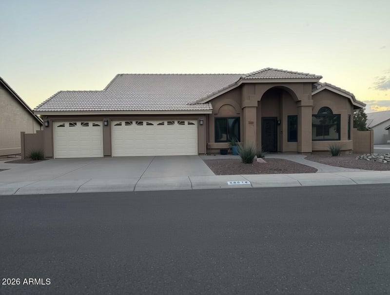 24014 N 43rd Dr, Glendale, AZ 85310
