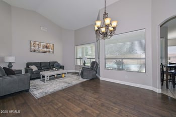 24016 66th Ln, Glendale, AZ 85310