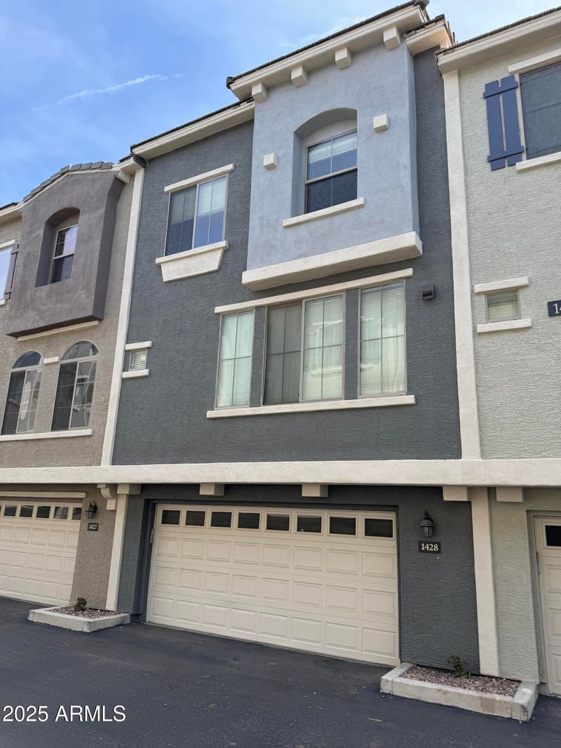 2402 5th St #1428, Tempe, AZ 85288