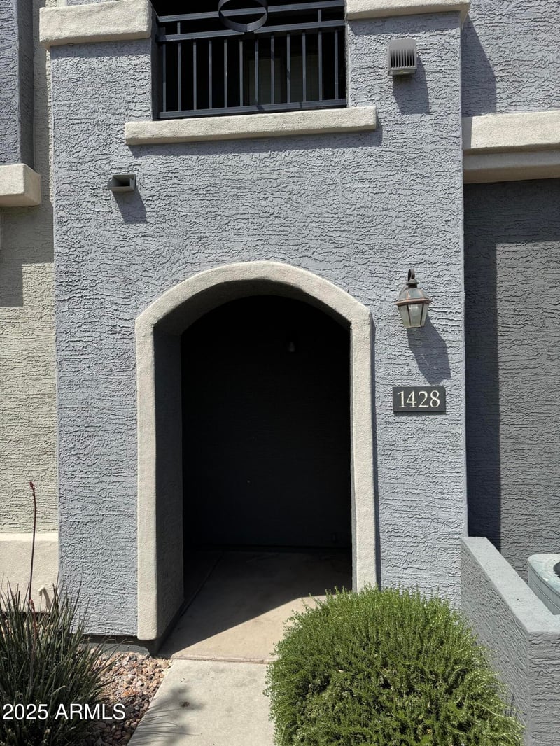 2402 5th St #1428, Tempe, AZ 85288