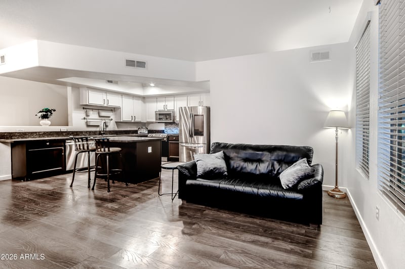 2402 5th St #1524, Tempe, AZ 85288