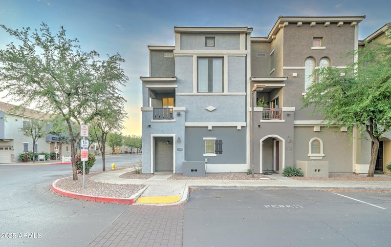2402 5th St #1532, Tempe, AZ 85288