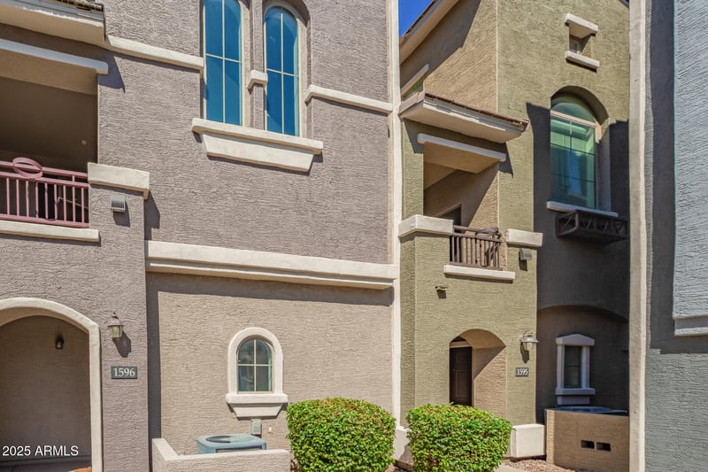 2402 5th St #1595, Tempe, AZ 85288