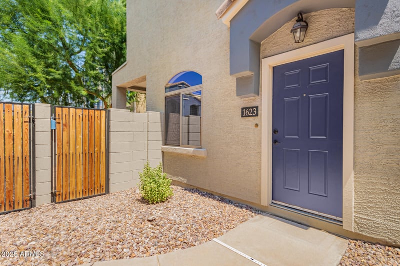 2402 5th St #1623, Tempe, AZ 85288