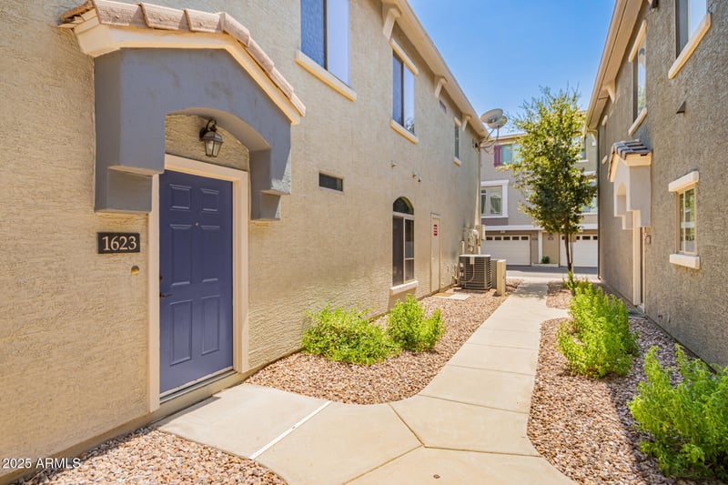 2402 5th St #1623, Tempe, AZ 85288
