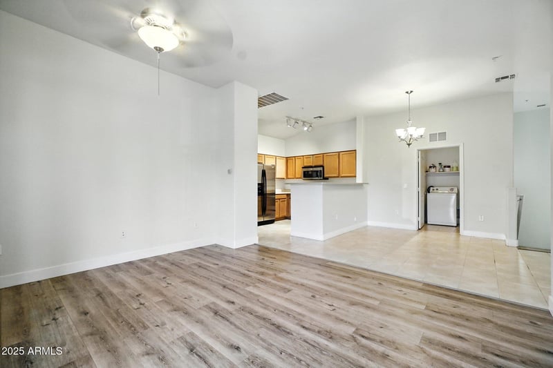 2402 5th St #1649, Tempe, AZ 85288