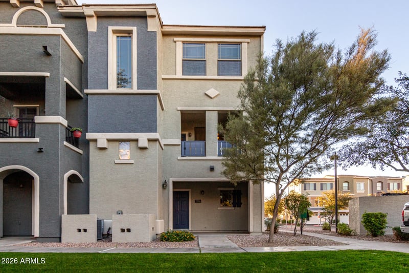 2402 5th St #1706, Tempe, AZ 85288