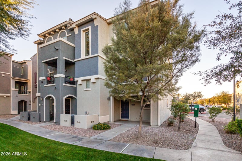 2402 5th St #1706, Tempe, AZ 85288