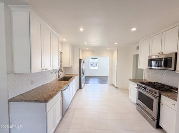 2402 Anderson Ave, Phoenix, AZ 85023