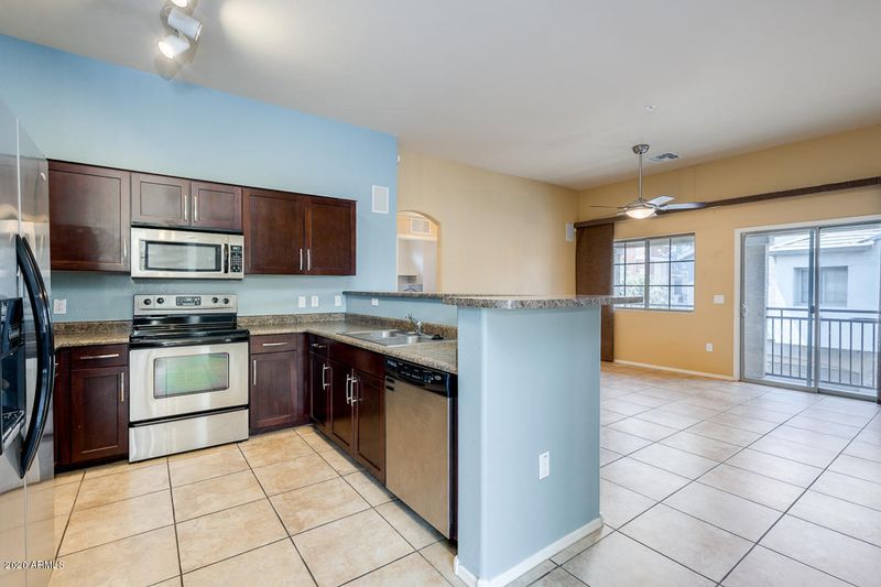 2402 E 5th St #1392, Tempe, AZ 85288