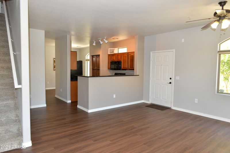 2402 E 5th St #1396, Tempe, AZ 85288