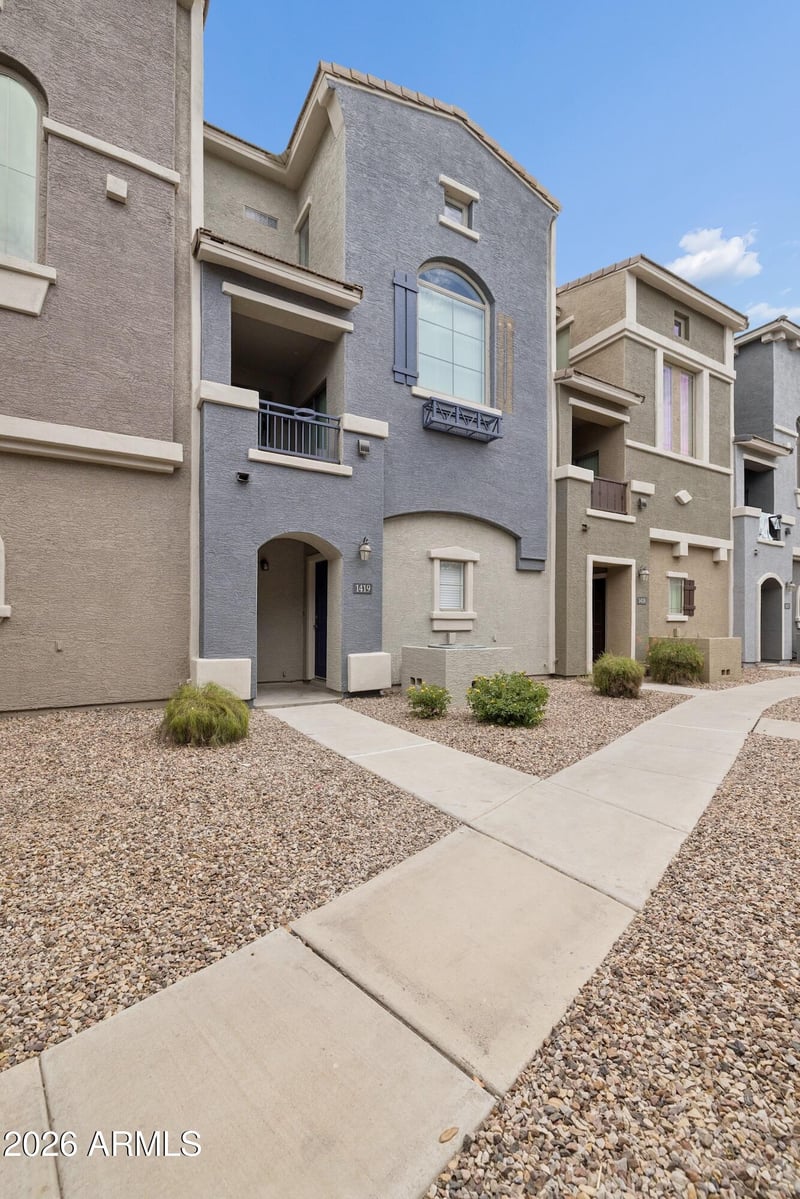 2402 5th St #1419, Tempe, AZ 85288