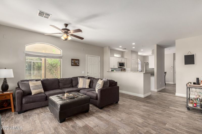 2402 E 5th St #1450, Tempe, AZ 85288