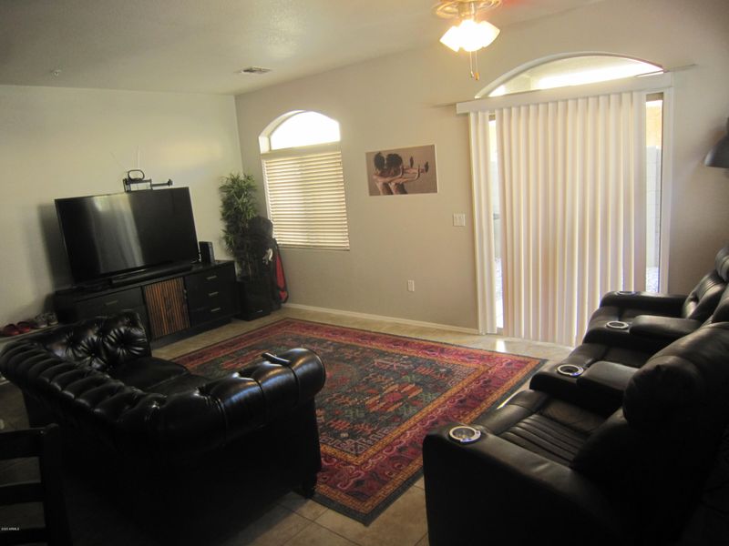 2402 E 5th St #1468, Tempe, AZ 85288