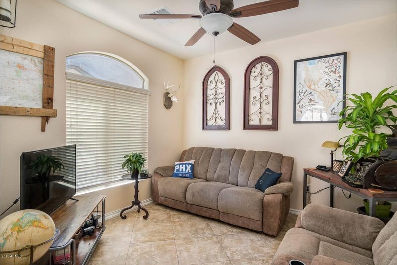2402 E 5th St #1483, Tempe, AZ 85288