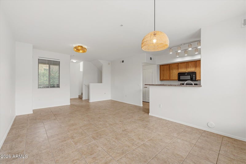 2402 5th St #1591, Tempe, AZ 85288