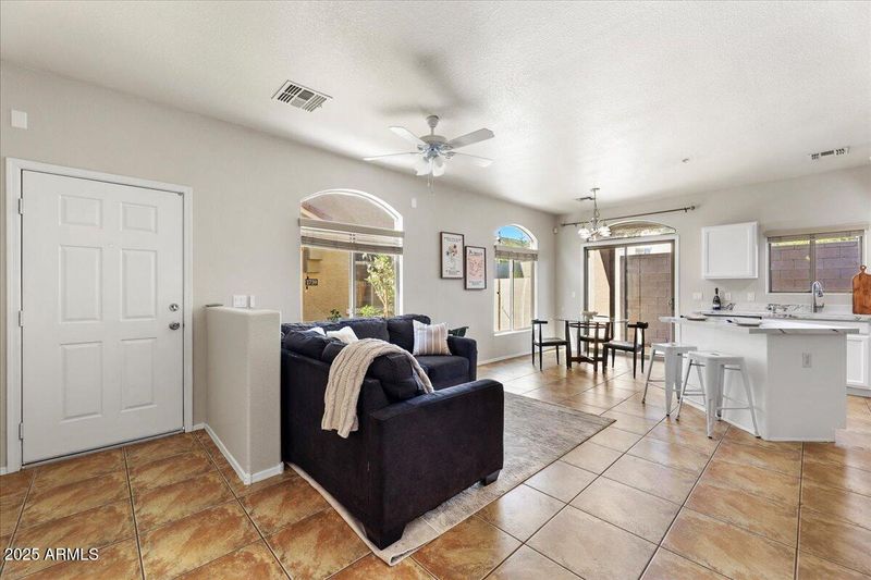 2402 E 5th St #1741, Tempe, AZ 85288