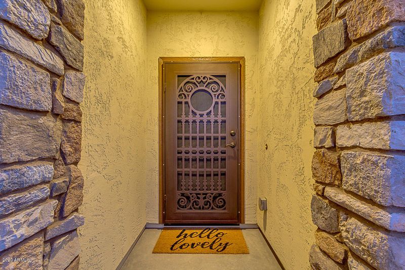2402 E Brigadier Dr, Gilbert, AZ 85298