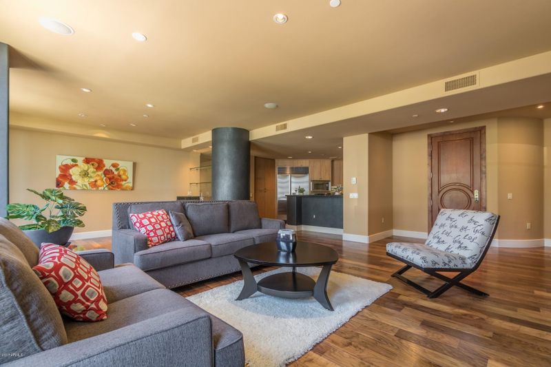 2402 E Esplanade Ln #404, Phoenix, AZ 85016