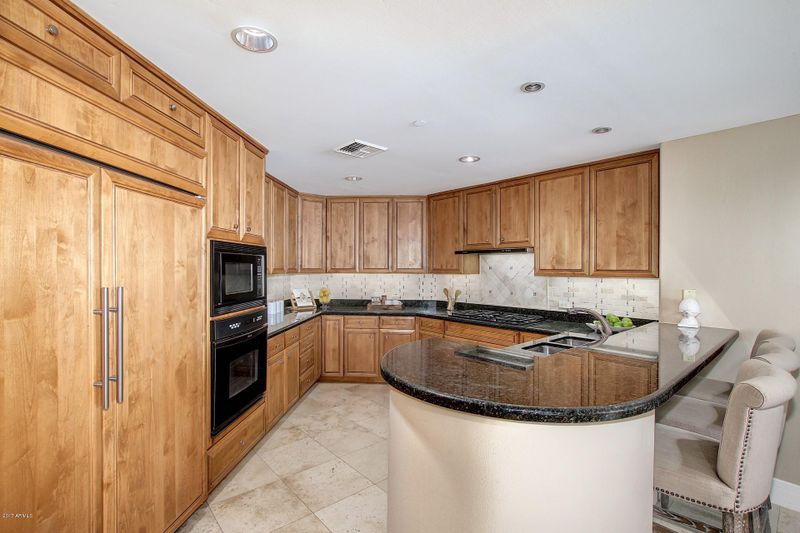 2402 E Esplanade Ln #504, Phoenix, AZ 85016