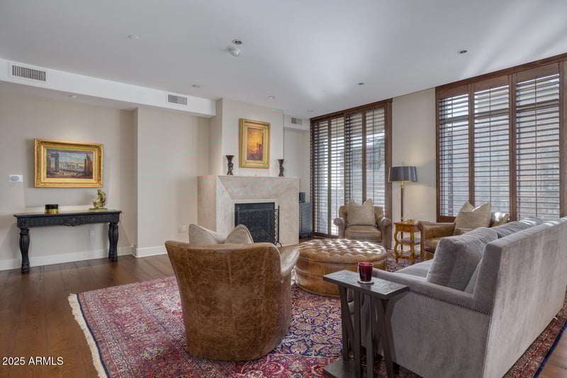 2402 Esplanade Ln #1101, Phoenix, AZ 85016