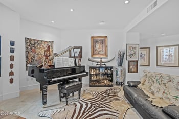 2402 Esplanade Ln #604, Phoenix, AZ 85016