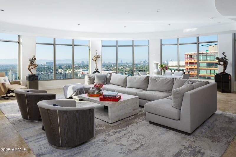 2402 Esplanade Ln #PH2, Phoenix, AZ 85016