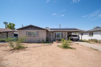 2402 N 36th Pl, Phoenix, AZ 85008