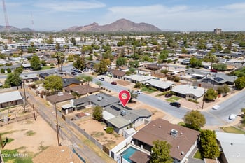 2402 N 36th Pl, Phoenix, AZ 85008