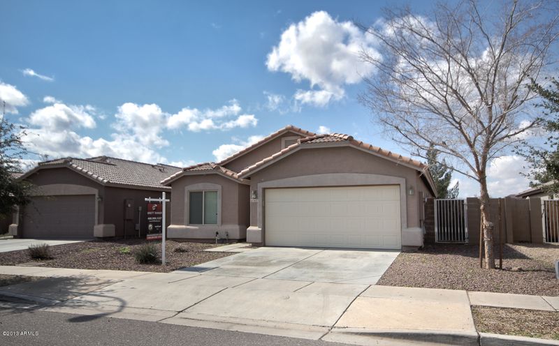 2402 S 82nd Ln, Phoenix, AZ 85043
