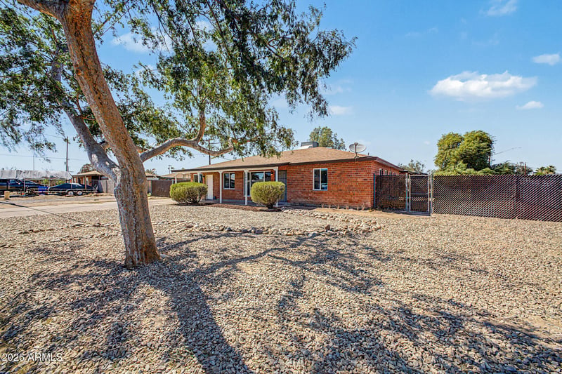 2402 W Osborn Rd, Phoenix, AZ 85015