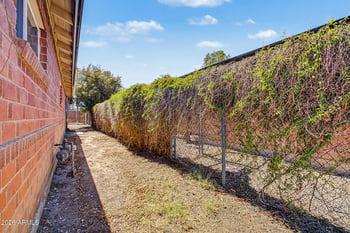 2402 Osborn Rd, Phoenix, AZ 85015