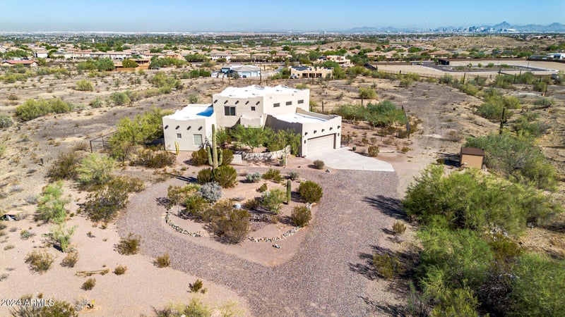 2402 W Sunrise Dr, Phoenix, AZ 85041