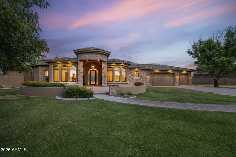 24027 121st Pl, Chandler, AZ 85249