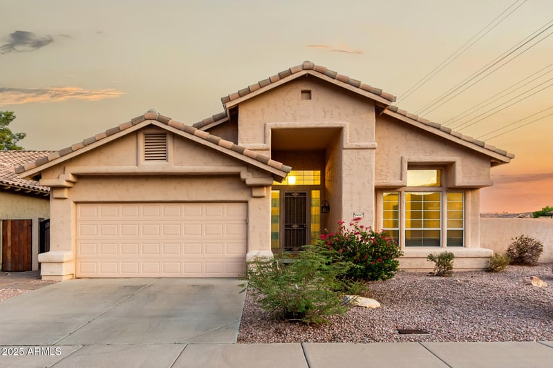 2403 E Mountain Vista Dr, Phoenix, AZ 85048