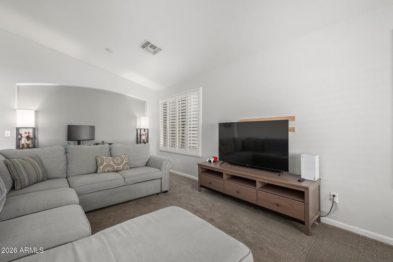 2403 Rosemonte Dr, Phoenix, AZ 85050