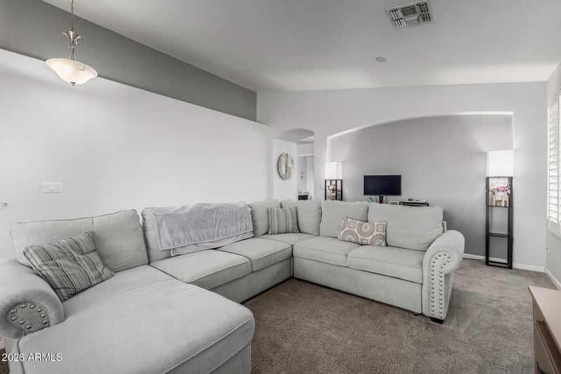 2403 Rosemonte Dr, Phoenix, AZ 85050