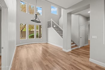 2403 Kit Carson Ct, Phoenix, AZ 85086