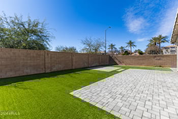 2403 Rosemonte Dr, Phoenix, AZ 85050