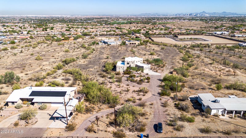 2403 W Lodge Dr #-, Phoenix, AZ 85041