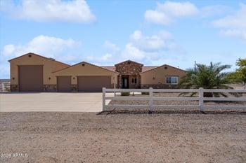 24039 W Cavedale Dr, Wittmann, AZ 85361