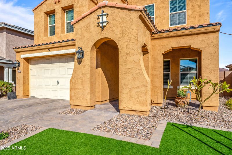 2404 E Gillcrest Rd, Gilbert, AZ 85298