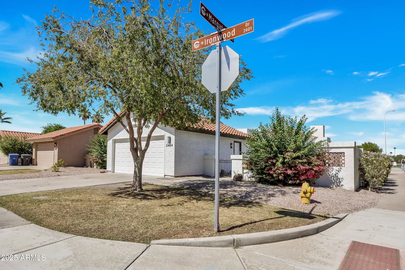 2404 Ironwood Dr, Chandler, AZ 85224
