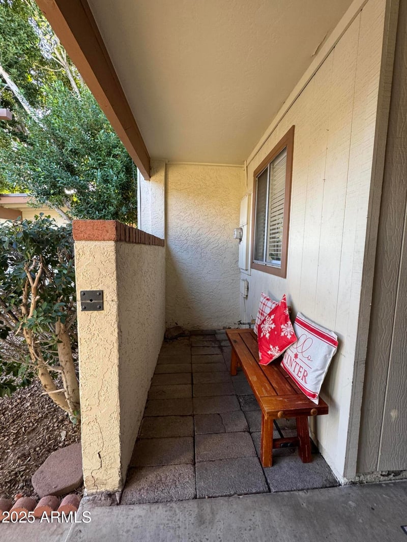 2404 Rue De Lamour Ave, Phoenix, AZ 85029